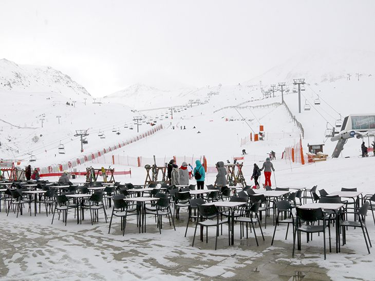 Empreses del Pirineu ofereixen 250 llocs de treball en hostaleria, restauració i turisme per a la campanya d'hivern