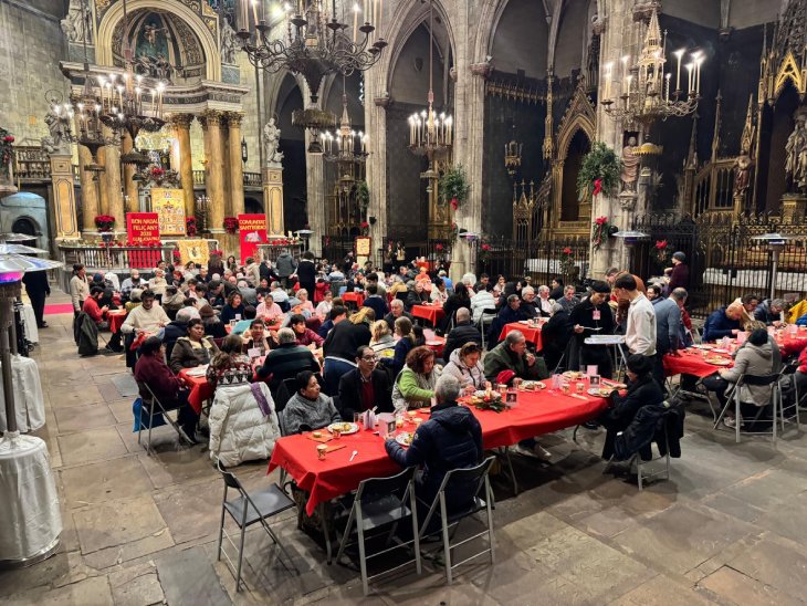 El Dinar de Nadal de Sant Egidi atén 1.500 persones a nou indrets de Barcelona i 1.000 més a Tarragona, Manresa i Gavà