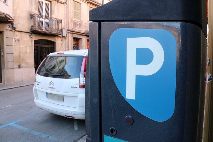 Els vigilants de les zones blaves i verdes d'aparcament de Barcelona allarguen la vaga fins al 7 de gener de 2024
