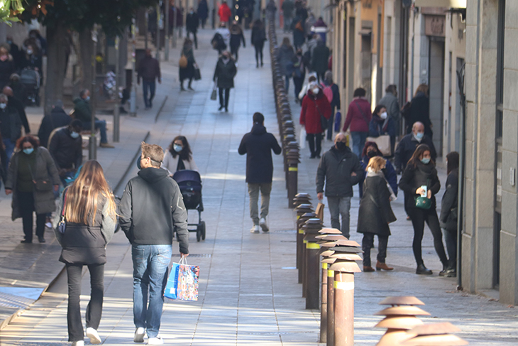 Els comerços de Barcelona convoquen una "apagada massiva" de llums contra l'encariment de l'electricitat