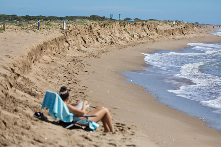 Les platges metropolitanes queden en una situació de “fragilitat màxima” després dels temporals de Setmana Santa