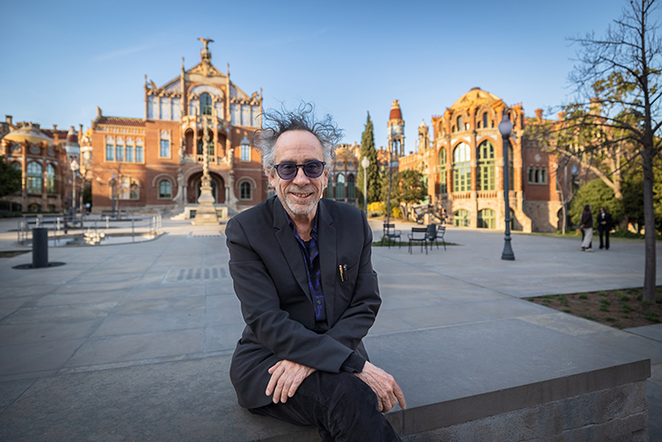 El cineasta Tim Burton visita Barcelona amb motiu de l'estrena de l'exposició immersiva 'Tim Burton's Labyrinth'