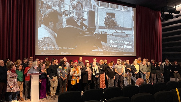 Amics i col·laboradors de Ventura Pons recorden el cineasta en un acte del Govern a la Filmoteca de Catalunya