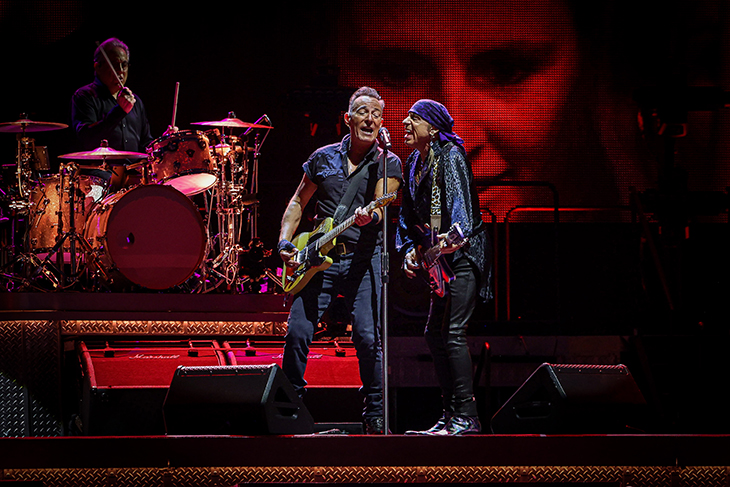 Bruce Springsteen segella el seu idil·li amb Barcelona en un concert apoteòsic