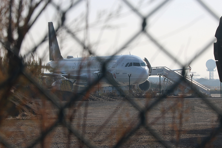 Desactivada l’alarma a l’aeroport del Prat després de l’aterratge d’un avió per una falsa amenaça d’explosiu