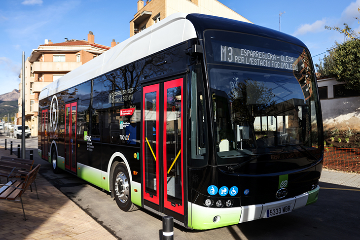 Territori posa en marxa les set primeres línies interurbanes amb bus elèctric que connectaran amb estacions de FGC