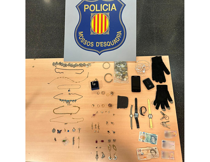 Detingut un home després d'assaltar una casa a Sant Cugat del Vallès i endur-se'n unes 40 joies