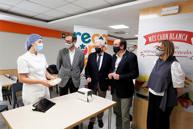 MútuaTerrassa es converteix en el primer hospital que se suma al projecte d'aprofitament d'aliments Recooperem
