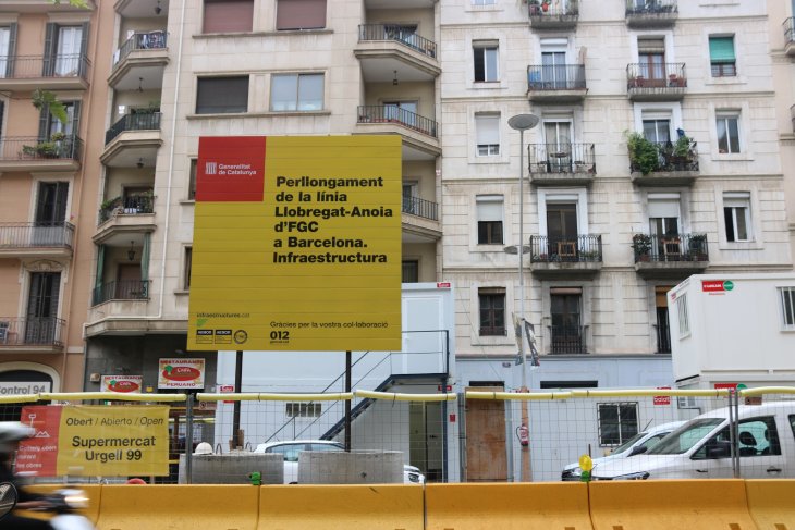 Acaba l'obra de les pantalles del pou de la futura sortida d'emergència de l'L8 a Consell de Cent