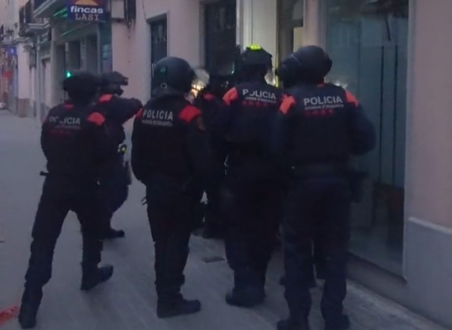 Desmantellat un grup criminal que ocultava cocaïna a l'interior de vehicles en pàrquings a Sabadell i l'Hospitalet