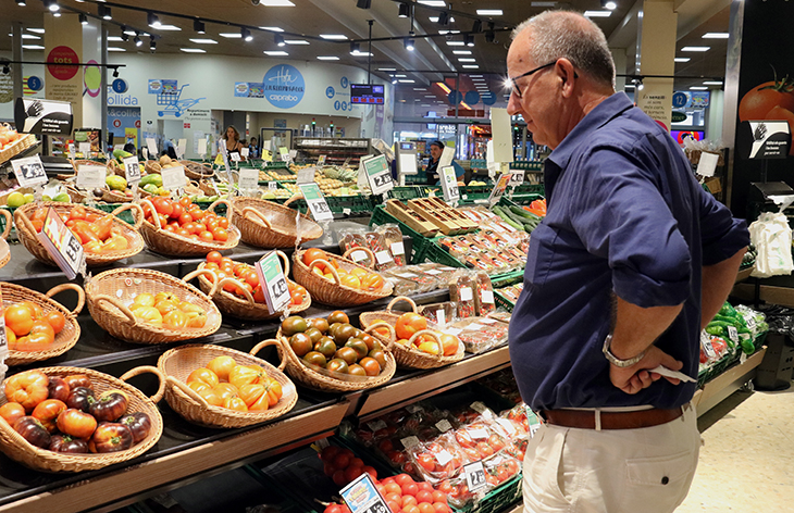 La proximitat i la sostenibilitat, el que més valoren els clients dels mercats ambulants de Catalunya