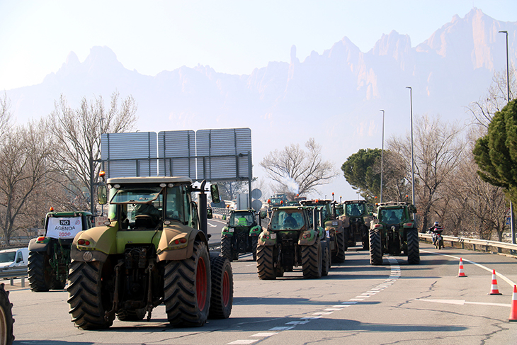 Els tractors encaren els trams finals cap a Barcelona amb la unió de les diverses marxes lentes
