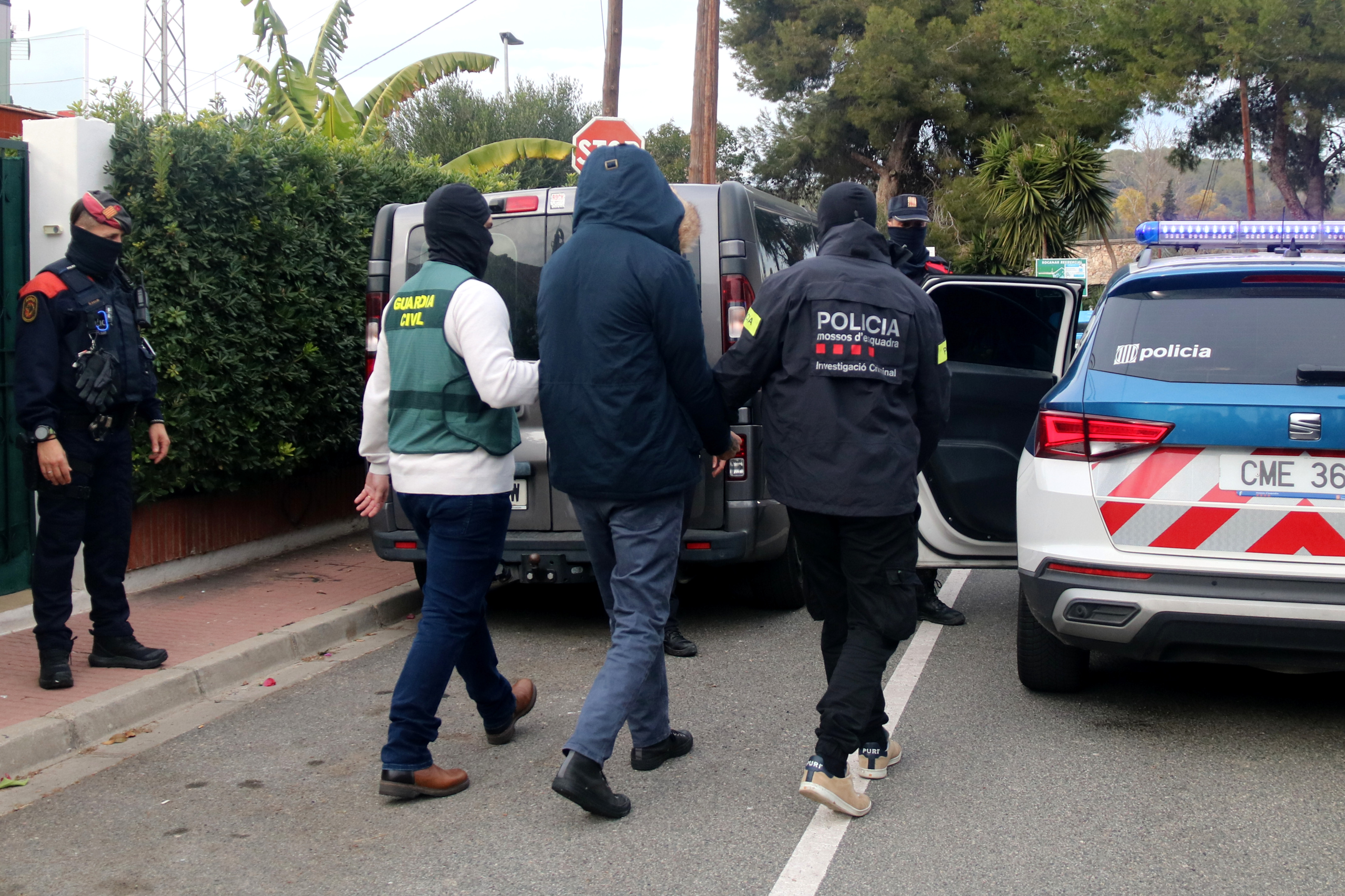 Almenys quatre detinguts en el dispositiu policial contra el terrorisme gihadista a Sant Pere de Ribes i Martorell