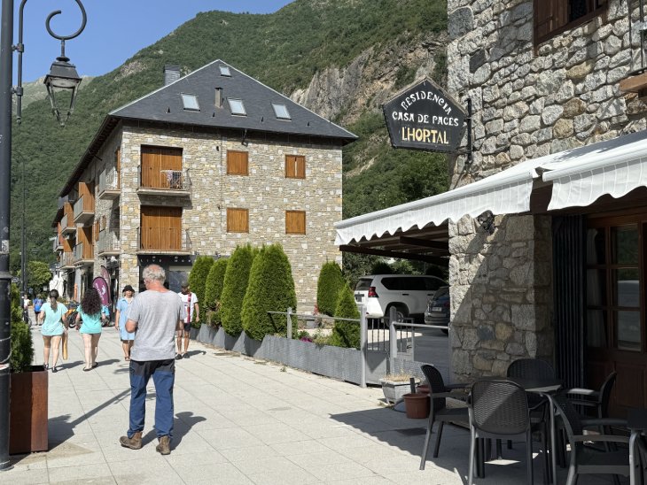 L’arribada de turistes estrangers se suavitza al novembre amb 1,2 milions, un 0,89% més