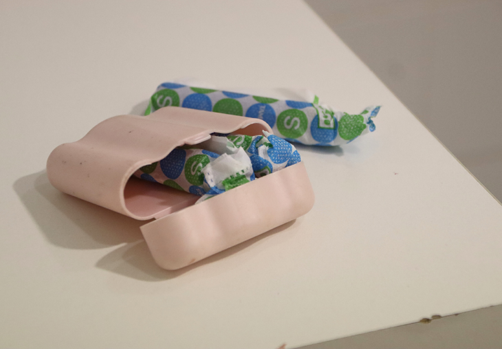 El govern espanyol rebaixa del 10% al 4% l'IVA de compreses, tampons i productes d'higiene femenina