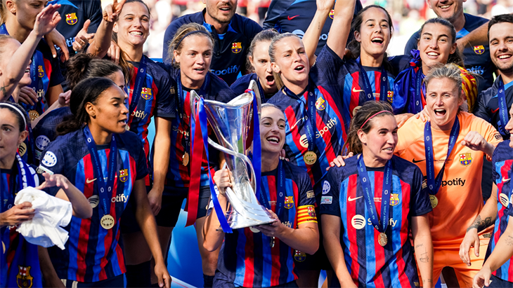 El Parlament atorga la Medalla d'Honor en categoria d'or a l'equip de futbol femení del Barça