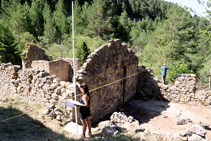 Una excavació arqueològica reforça la investigació sobre l’ús de treballs forçats a la carretera de Coll de Jou
