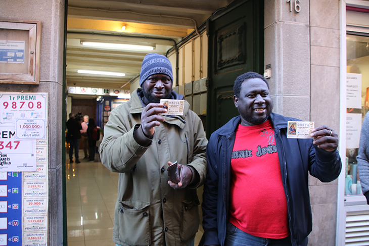 Ibrahim Cante, un dels premiats a Olot: "És el primer cop que compro loteria, vaig arribar el 2017 amb pastera"
