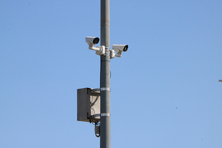 Castelló d'Empúries blinda els principals accessos i punts conflictius amb 77 càmeres de videovigilància