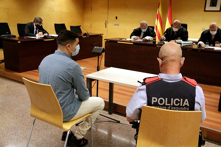 Audiència de Girona absol l'acusat de perseguir una noia