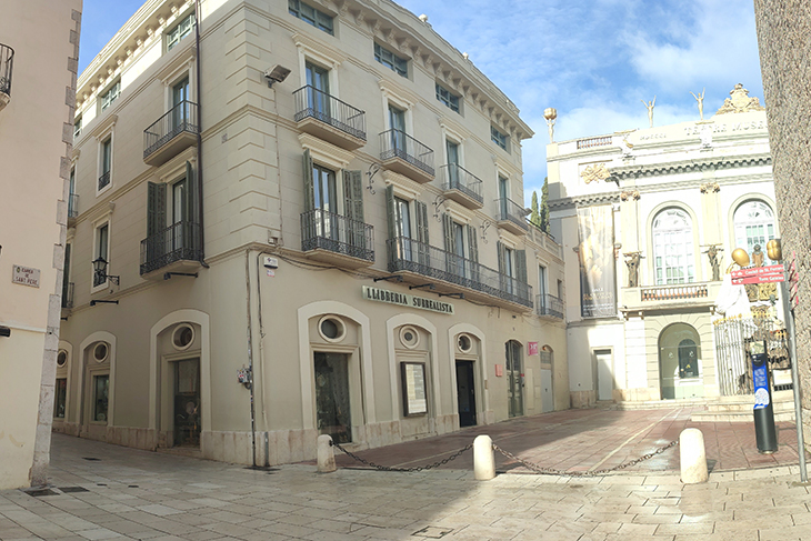 La Fundació Dalí compra la casa Giralt Ventolà de Figueres per ampliar el Teatre-Museu