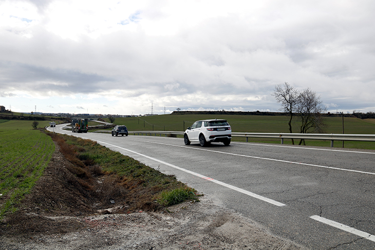 Un mort en un accident entre dos cotxes a la L-311 a Cervera
