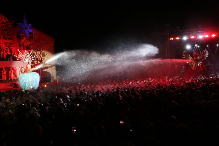 La Flauta Màgica de Mozart inspira l'acte central de l'Aquelarre de Cervera en una edició de rècord amb 40.000 visitants
