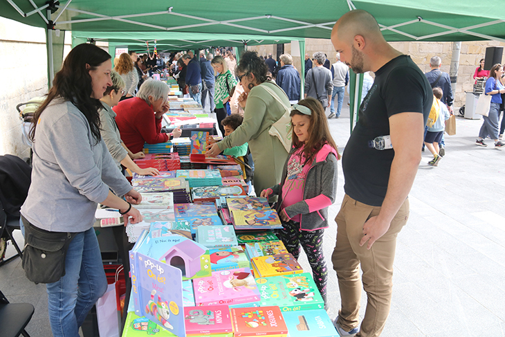 Lleida estrena el 'Lletra Petita' amb un ampli ventall de llibreries locals que atrauen centenars de famílies i infants