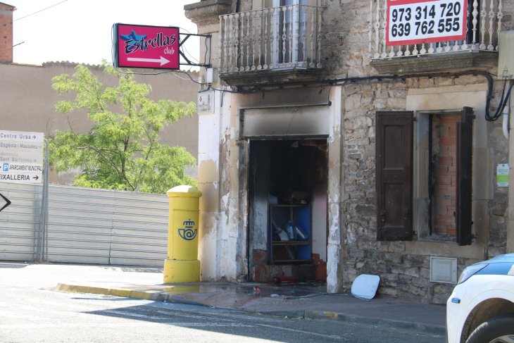 Dues dones mortes, una crítica i cinc ferits de diversa consideració en l'incendi a un prostíbul de Bellpuig