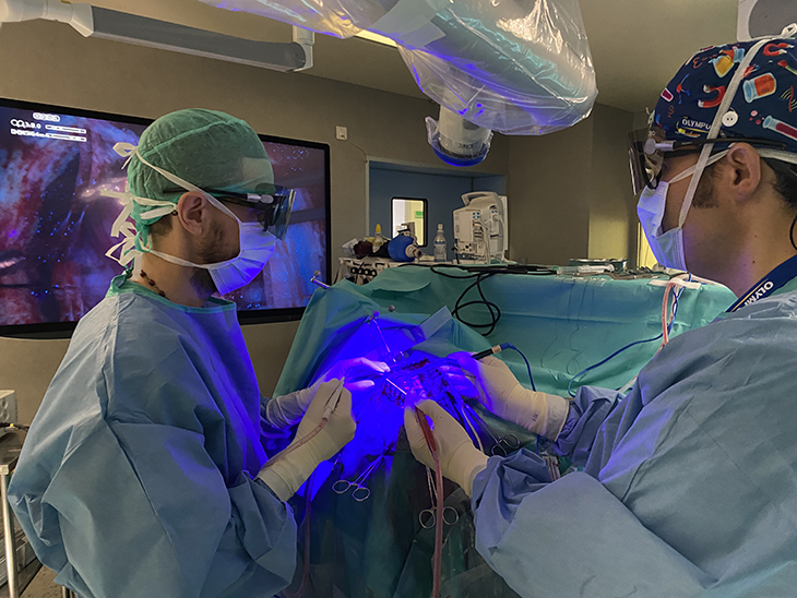 Primera intervenció a Lleida d’extirpació de tumor cerebral maligne amb exoscòpia