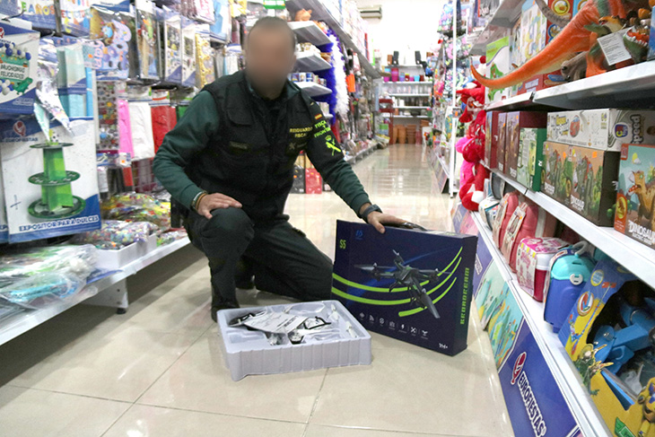 La Guàrdia Civil de Tarragona detecta un augment de l'etiquetatge "confús" en les joguines de fora la UE