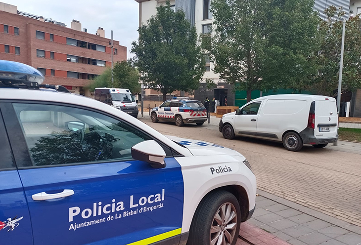 La policia frustra cinc intents d'ocupació a Olot i un a la Bisbal d'Empordà
