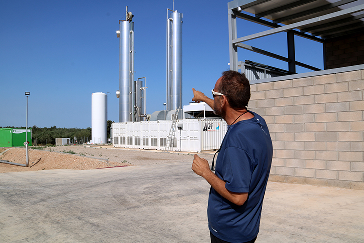 La planta de biometà de la Galera instal·la un sistema per acabar amb les males olors