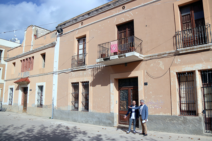 Els fons Next Generation permetran restaurar les cases del Castell d'Amposta i convertir-les en un centre turístic